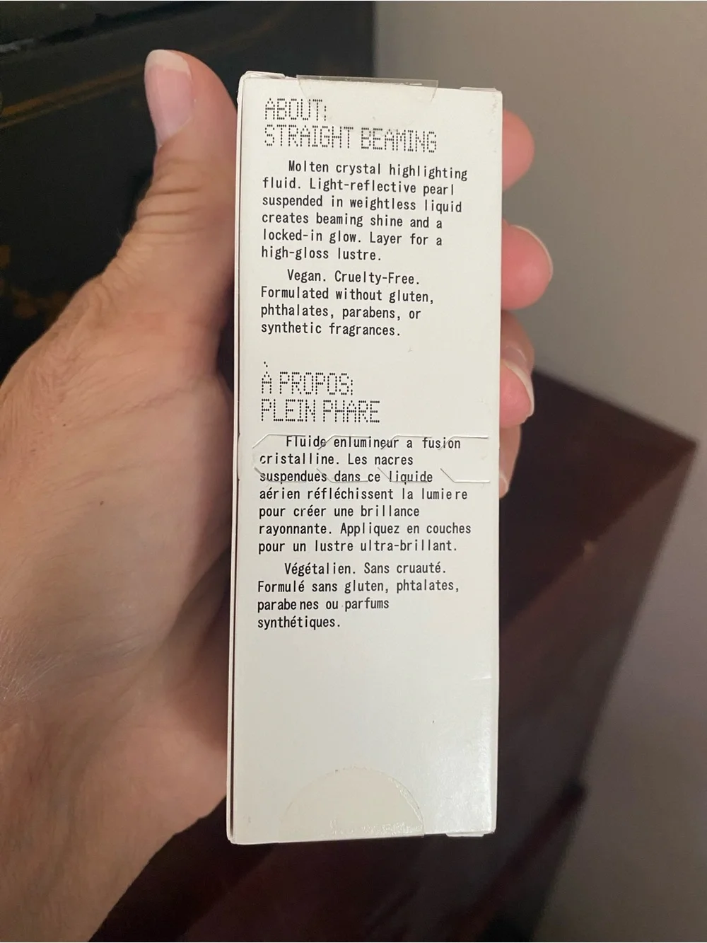 About Face Light Lock Highlight Fluid - Radiant White Glow